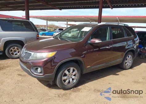 2013 Kia Sorento Lx z USA, uszkodzony, nr VIN 5XYKTCA60DG363838